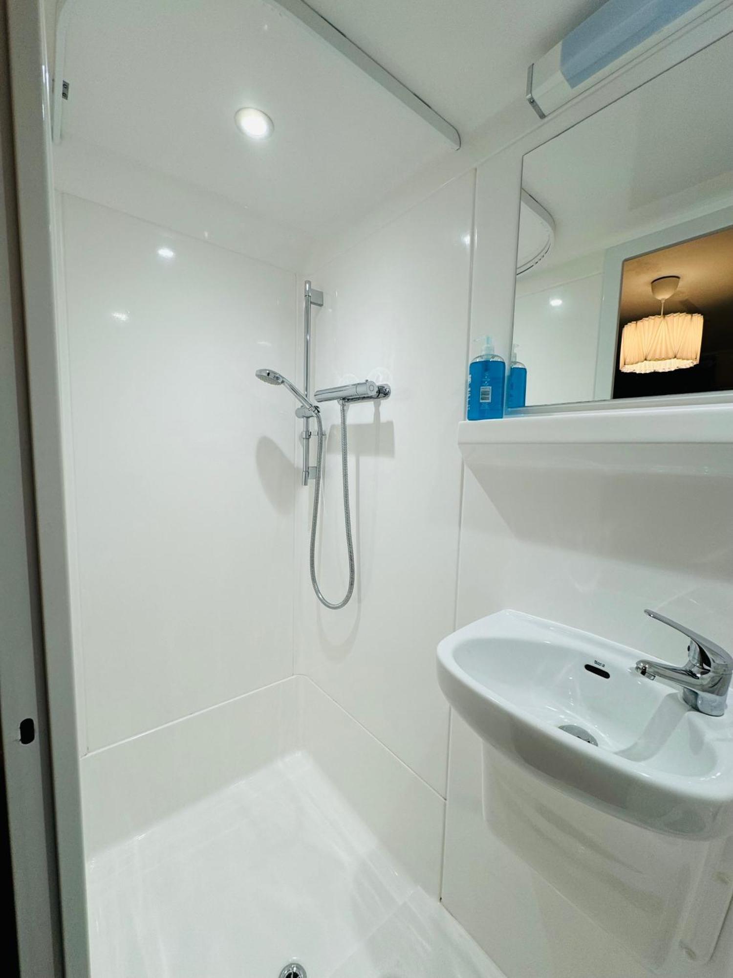 The Beverley House Hotel Londra Esterno foto