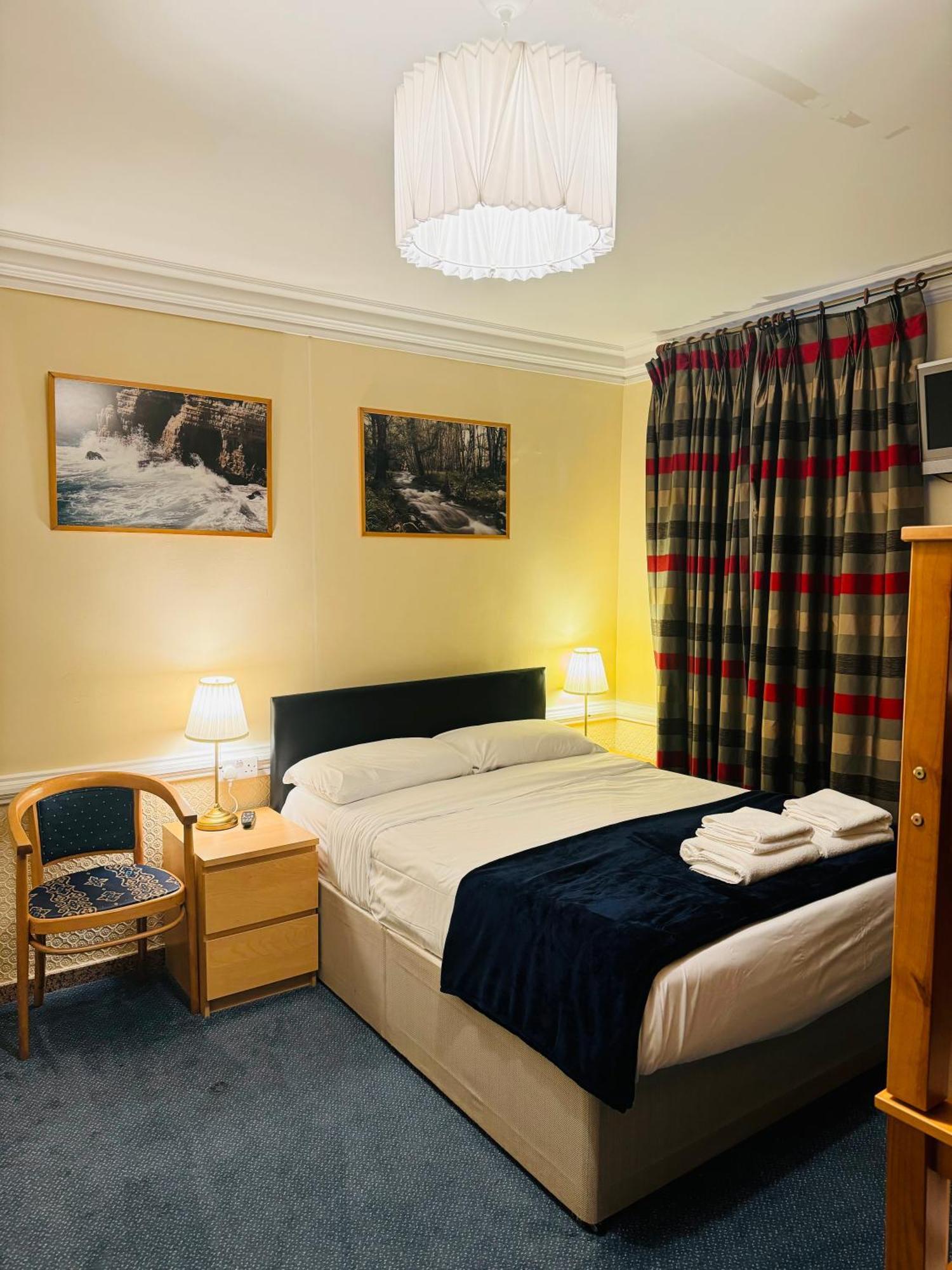 The Beverley House Hotel Londra Esterno foto