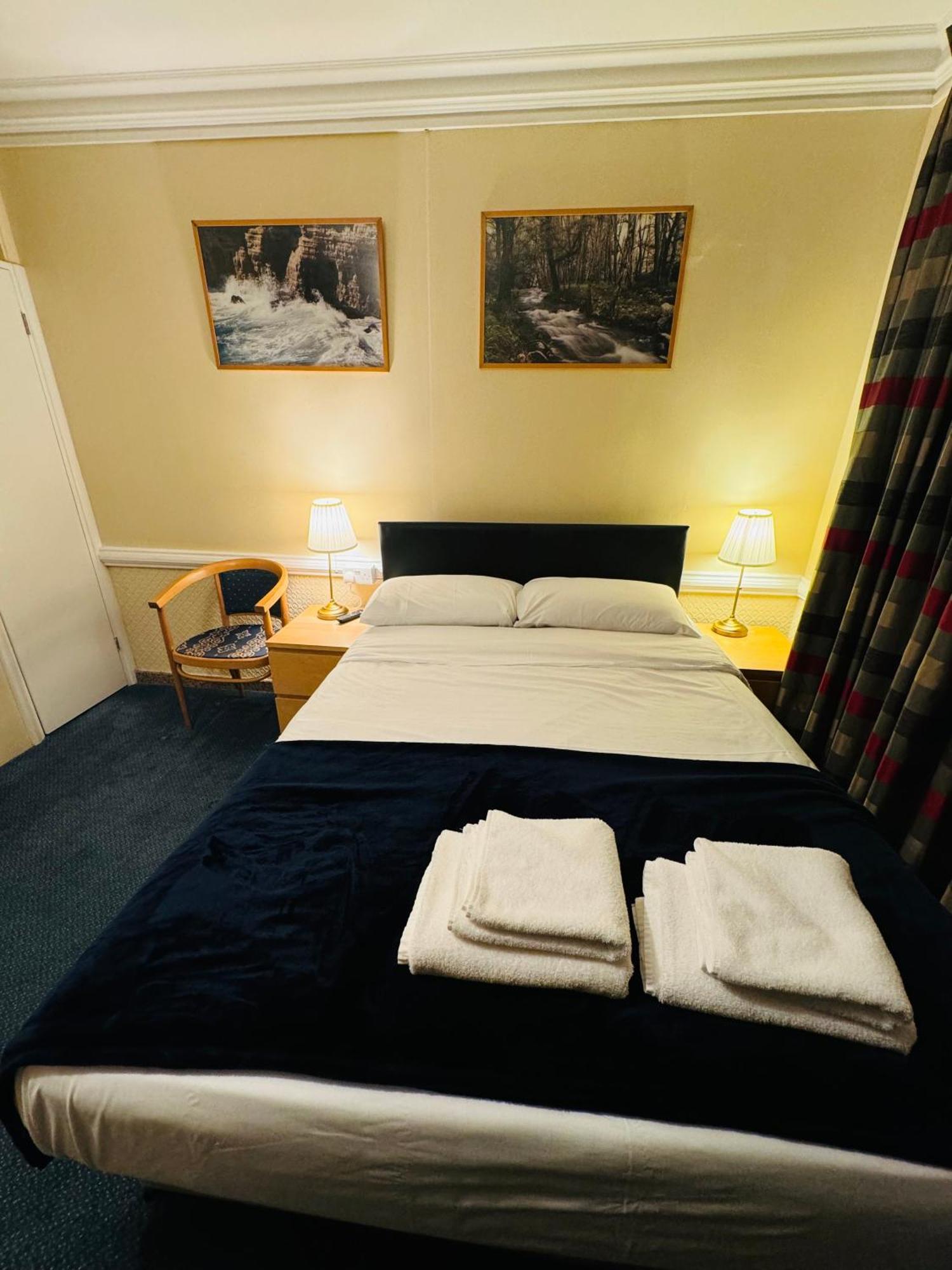The Beverley House Hotel Londra Esterno foto